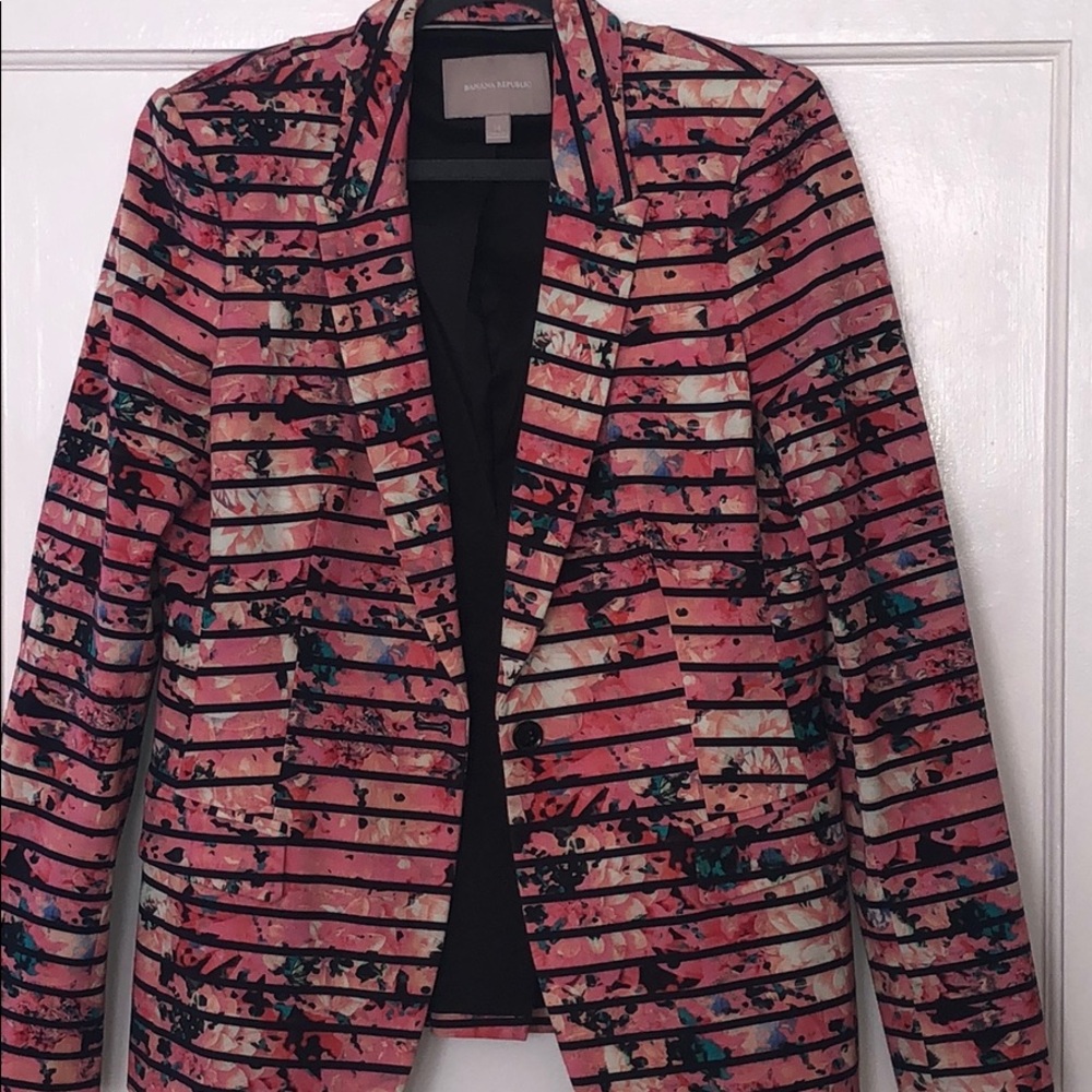 LIKE NEW Banana Republic Blazer